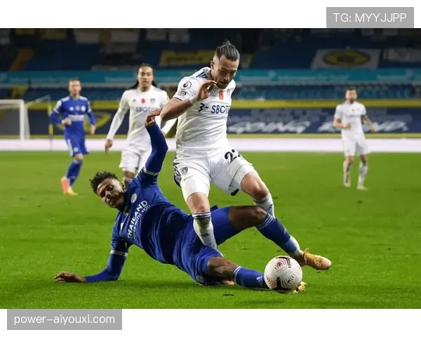 乌加特的大范围覆盖与抢断机制分析